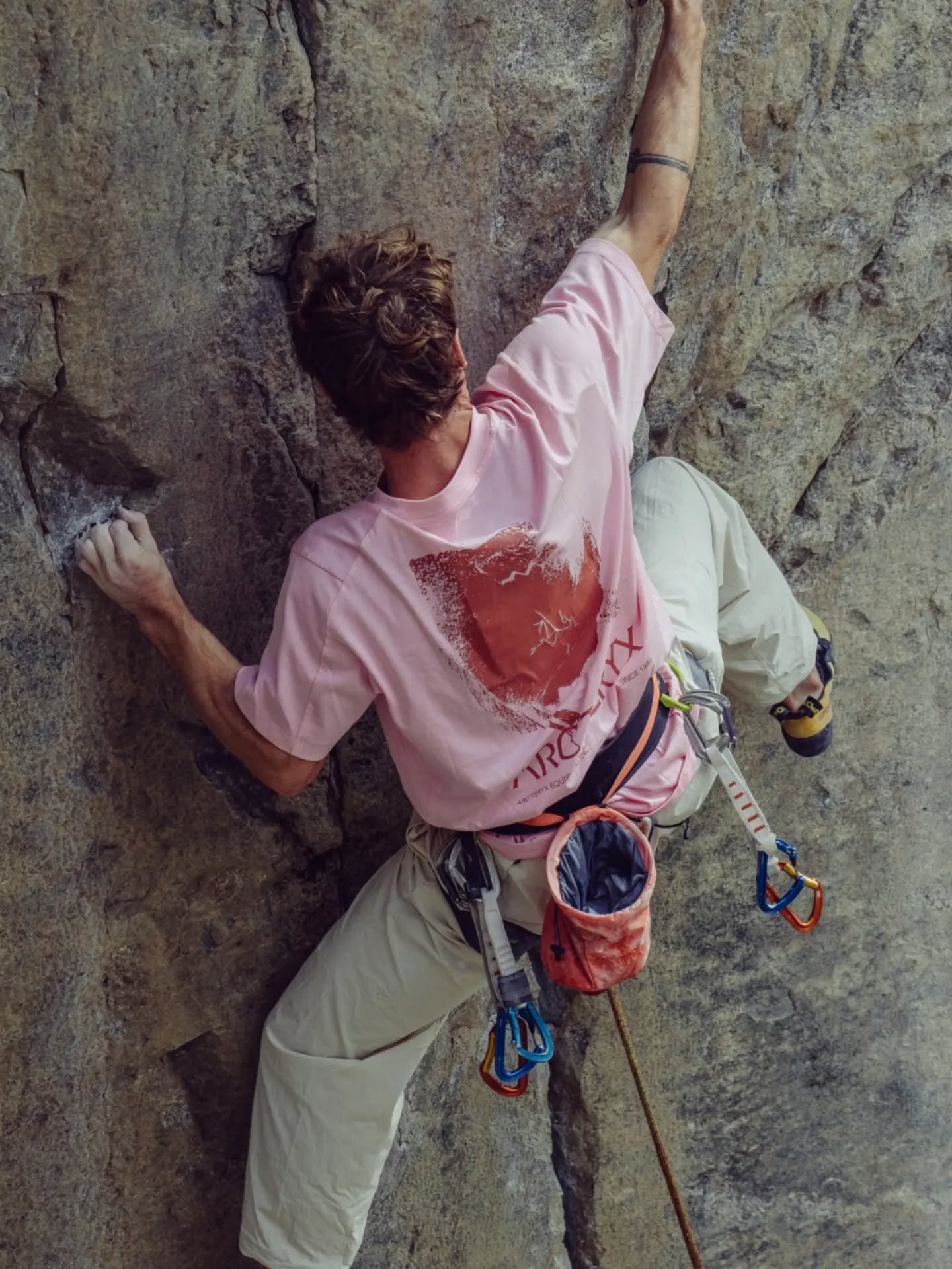 Just one week left to get your tickets for the festival, featuring Arc’teryx as this year’s Harness Sponsor! Their generous support makes this festival, the OAC’s work, and your awesome prizes possible. Don’t forget to stop by their booth to demo a harness while you’re on site next weekend!

Get your tickets now! 🔗 Link in bio.